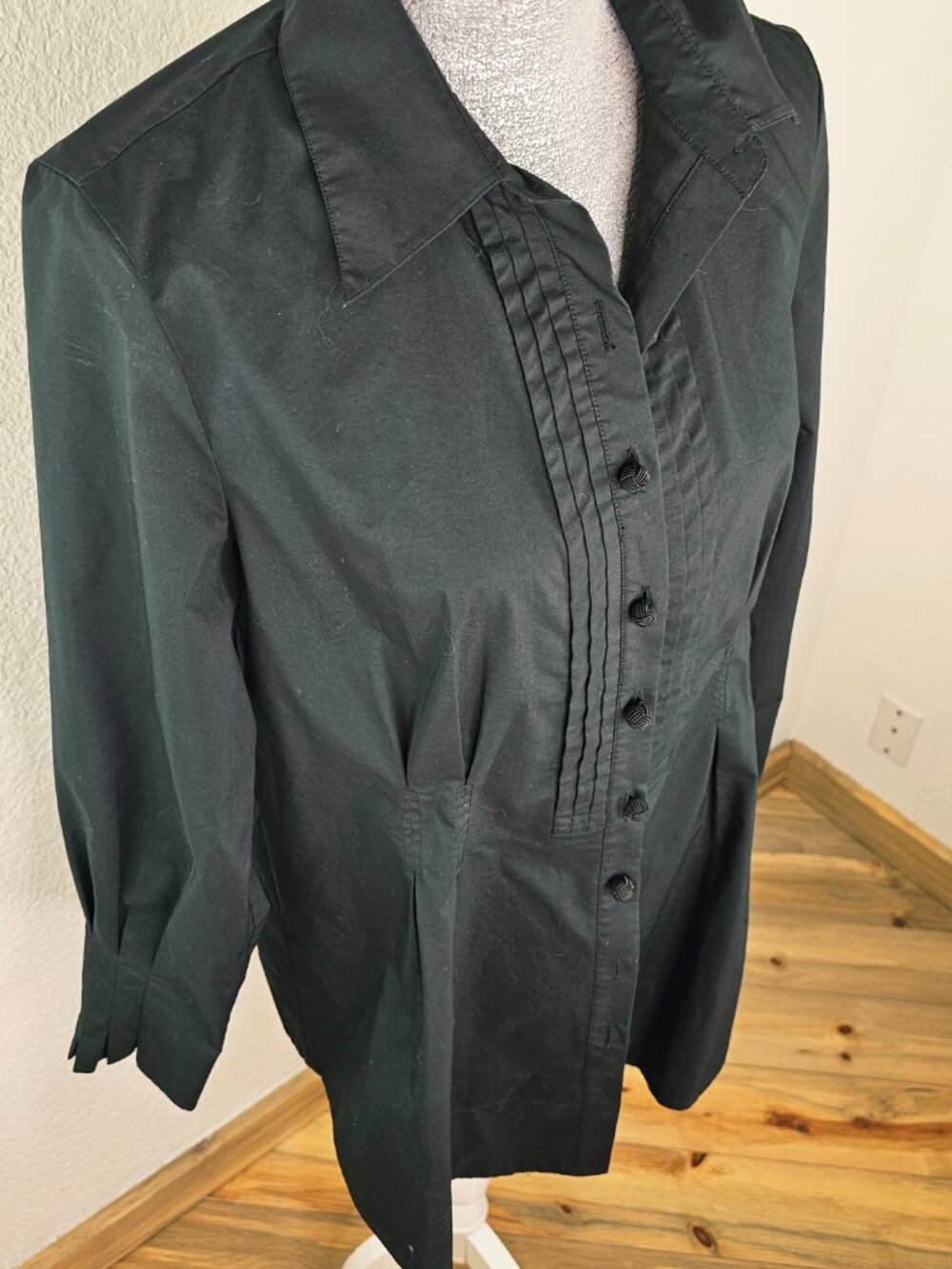 Soft Surroundings Pleated Button Down Shirt Black Longline NWOT Size Medium